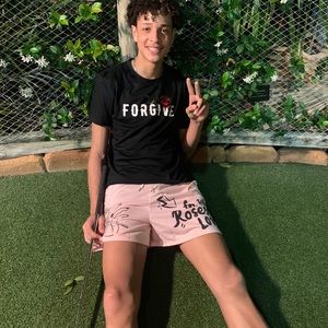 Meet your Posher, Elijah